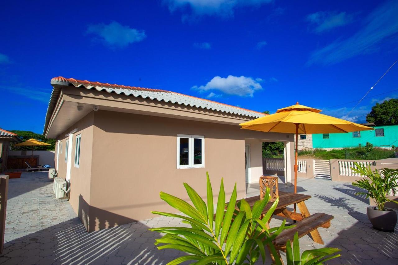 Lovely Caribbean Family Villa With Private Pool ウィレムスタッド エクステリア 写真