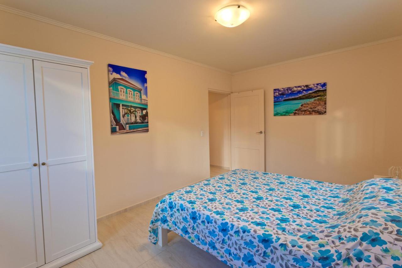Lovely Caribbean Family Villa With Private Pool ウィレムスタッド エクステリア 写真